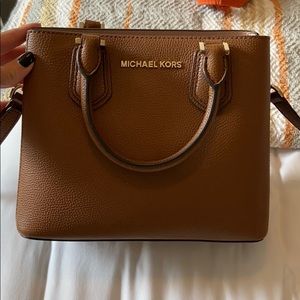 Michael Kors tan purse LIKE NEW